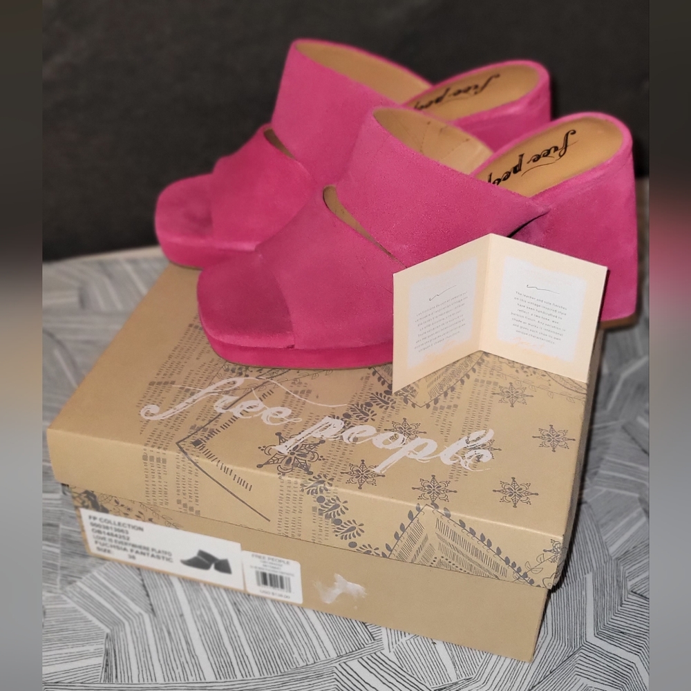Brand New in Box (NIB) Free People Love is Everywhere Platform Heel